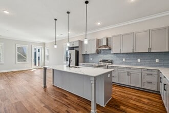 Chartwell Commons at Beechcroft in Spring Hill, TN - Building Photo - Building Photo