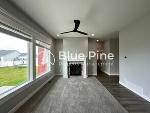 3237 Harlow Dr in Idaho Falls, ID - Building Photo - Building Photo