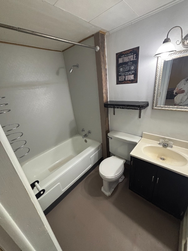 19022 US HWY 85 in Belle Fourche, SD - Foto de edificio - Building Photo