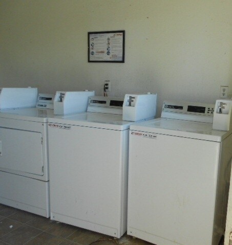 1171-1211 Kelso St in Atwater, CA - Foto de edificio - Interior Photo