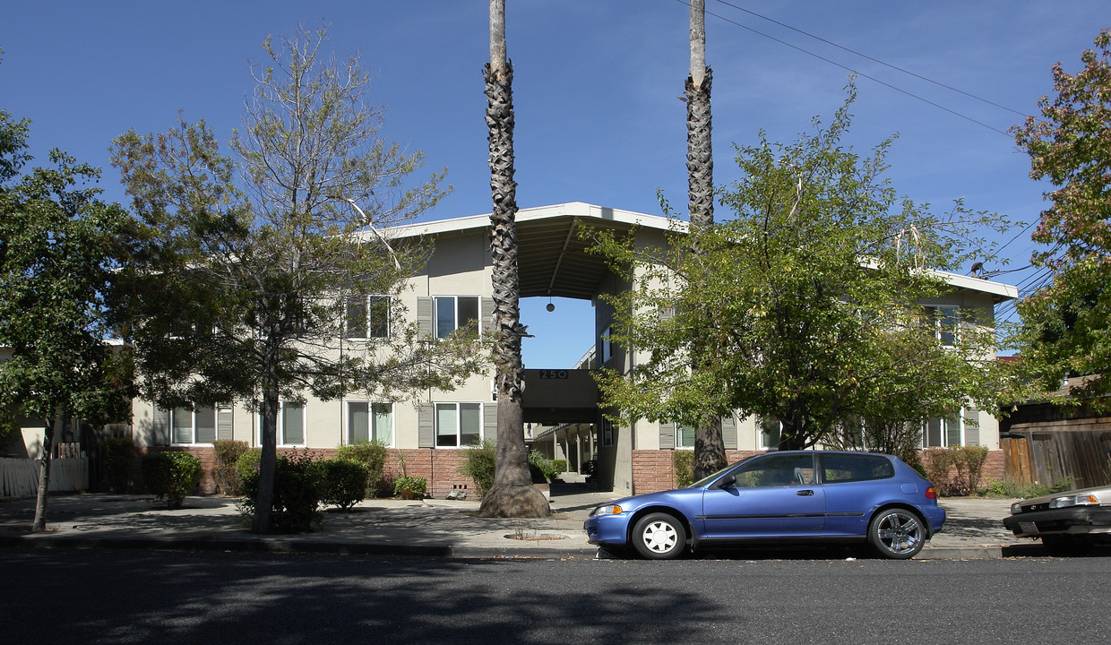 250 Vera Ave in Redwood City, CA - Building Photo