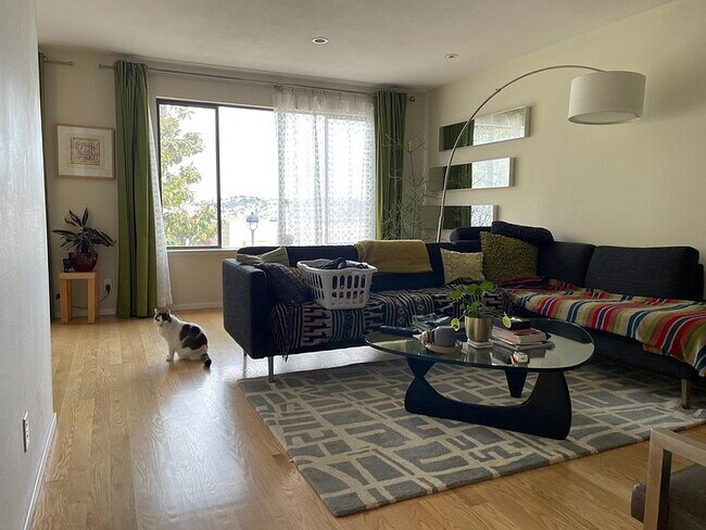 140 Bradford St in San Francisco, CA - Foto de edificio - Building Photo