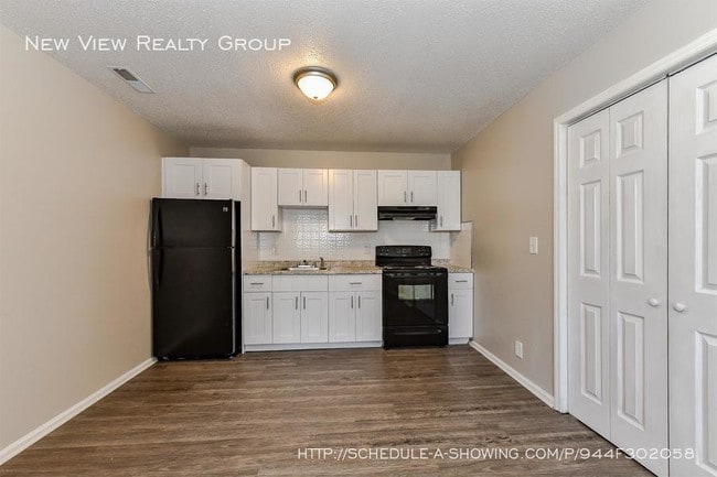 312 Hoskins Mill Ln in Charlotte, NC - Building Photo - Building Photo