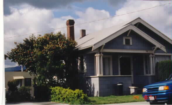 521 Miller Ave in South San Francisco, CA - Building Photo