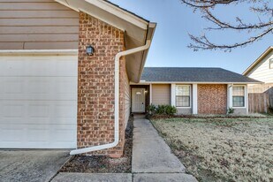 6624 NW 124th St in Oklahoma City, OK - Building Photo