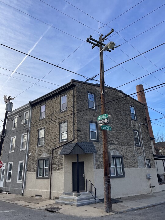 194 Krams Ave in Philadelphia, PA - Building Photo