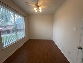 2513 Flycatcher Cove Dr in League City, TX - Building Photo - Building Photo