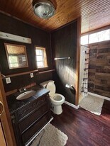 111 Lazy Trail in Montgomery, TX - Building Photo