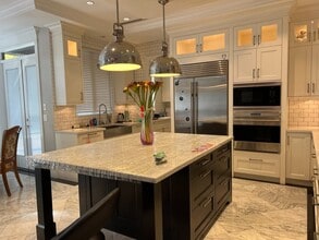 8451 Fairbrook Crescent in Richmond, BC - Building Photo - Building Photo