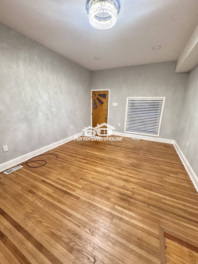 627 S Curley St in Baltimore, MD - Building Photo - Building Photo