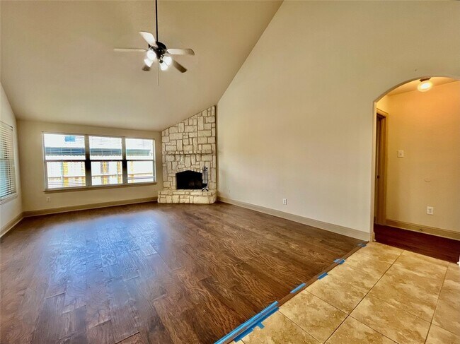 1005 Tallahassee Dr in Denton, TX - Building Photo - Building Photo