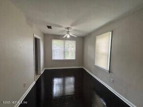 31 Andress St in Jacksonville, FL - Building Photo - Building Photo