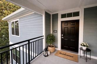 4455 Reed Creek Dr, Unit 308 in Sherrills Ford, NC - Building Photo - Building Photo