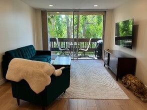 3825 Centre St in San Diego, CA - Building Photo - Building Photo