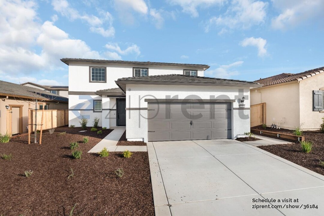 12708 Patagonian Wy in Rancho Cordova, CA - Building Photo