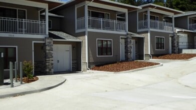 1964 Main St in Fortuna, CA - Building Photo - Building Photo