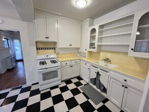 340 Obispo Ave in Long Beach, CA - Building Photo - Building Photo