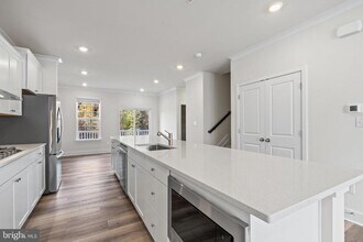 1730 Water Xing Rd in Pikesville, MD - Building Photo - Building Photo