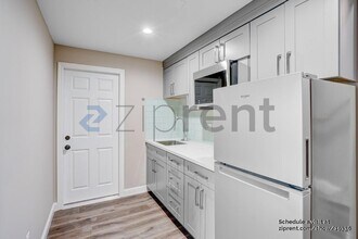 2 Ocean Grove Ave in Daly City, CA - Building Photo - Building Photo