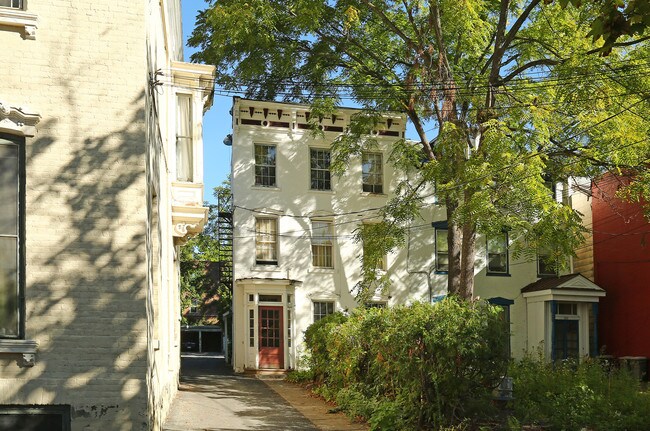 229 Union St in Schenectady, NY - Building Photo - Building Photo