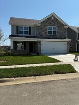 8017 Driftwood Lp in Richmond, KY - Building Photo