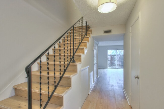 property at 523 Harding Pl