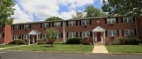 Madison Court Apartments in Warminster, PA - Building Photo