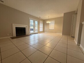 3591 Kennesaw Station Dr NW in Kennesaw, GA - Building Photo - Building Photo