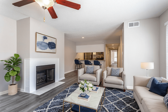 Serena Vista in Garland, TX - Foto de edificio - Building Photo
