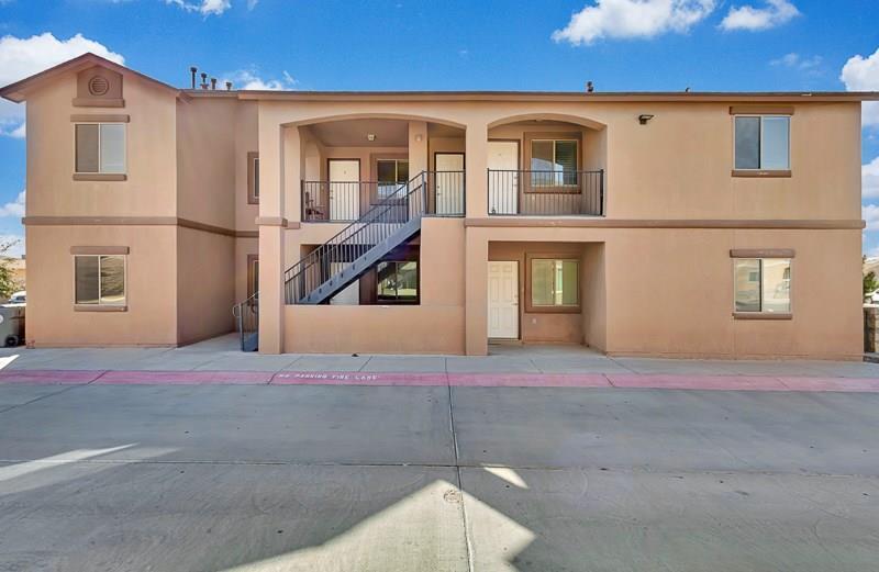 14302 Gil Reyes Dr in El Paso, TX - Building Photo