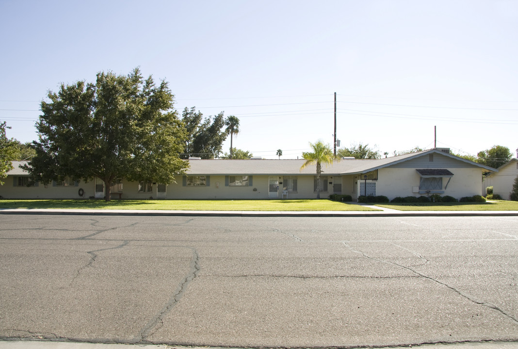 4621 E Oak St in Phoenix, AZ - Foto de edificio