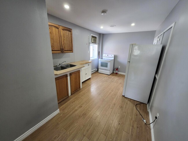 property at 20 Waterloo St