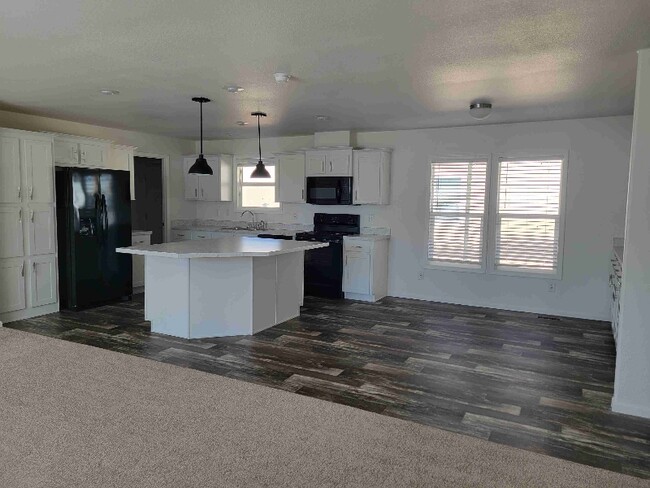 property at 2000 S Apache Rd