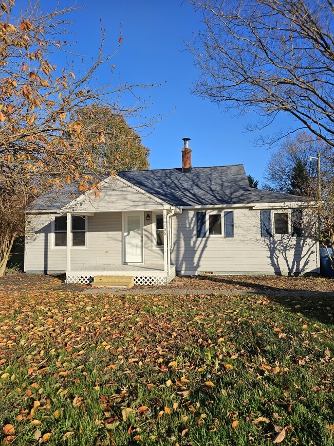 property at 106 Railroad Ave