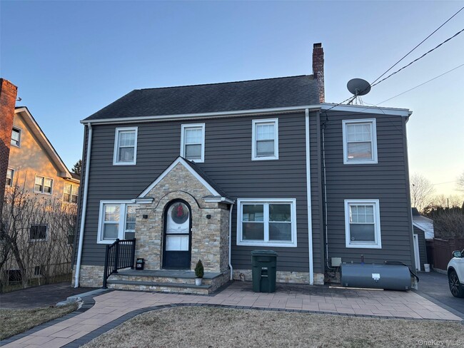 property at 82 Putnam Ave