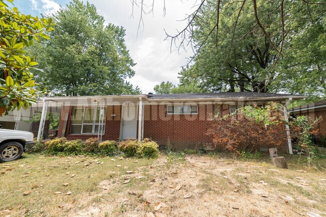property at 421 Angus St