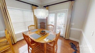 1737 Lela Avenue in Charlotte, NC - Foto de edificio - Building Photo