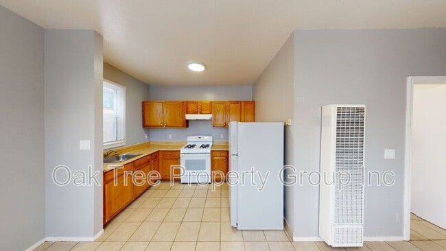 2308 Foothill Blvd in Oakland, CA - Building Photo - Building Photo