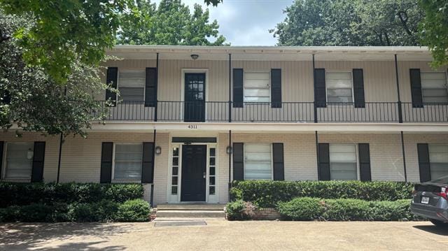 property at 4311 Cole Ave