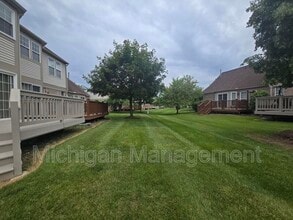 4351 Hunters Cir W in Canton Township, MI - Building Photo - Building Photo