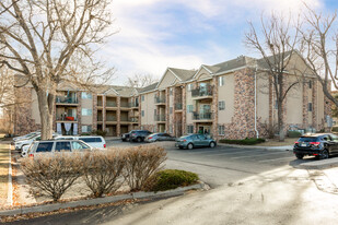 Ketring Park Apartments in Littleton, CO - Foto de edificio - Building Photo