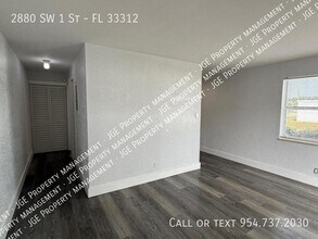 2880 SW 1st St-Unit -FL 33312 in Fort Lauderdale, FL - Building Photo - Building Photo