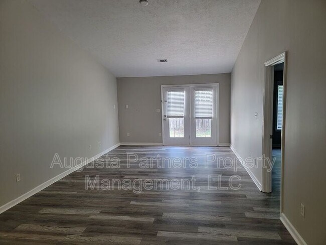 1245 Longpoint Dr in Augusta, GA - Building Photo - Building Photo