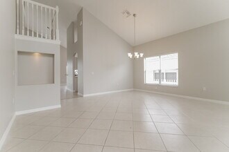 3215 Abiaka Dr in Kissimmee, FL - Building Photo - Building Photo