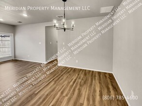 1222 Donald Preston Dr in Wolfforth, TX - Building Photo - Building Photo