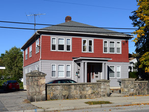 528 Academy Ave in Providence, RI - Building Photo - Building Photo