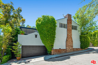 1151 Sunset Vale Ave. in Los Angeles, CA - Building Photo - Building Photo