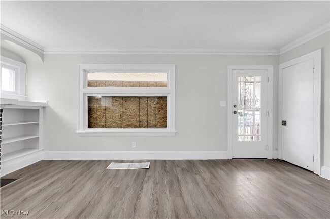 property at 3670 E 138th St