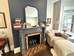 112 Pinckney St in Boston, MA - Building Photo - Building Photo