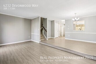 4232 Devonwood Way in Woodbridge, VA - Building Photo - Building Photo